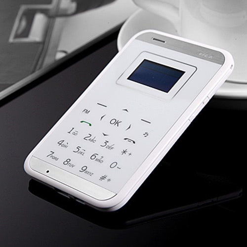 Aiek M7 2G GSMTwo-band carte Mini cellule Mobile enfants téléphone Pocket Ultra Slim 8851C 0,96