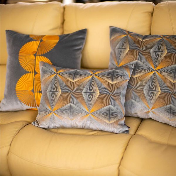 Cushion/Decorative Pillow Colorful Cushion Cover Decorative Pillows 3D Geometric Embroidery Velvet Cojines Decorativos Para Sofa Housse De C