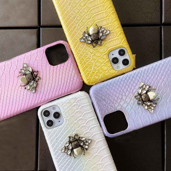Stylish Phone Case for IPhone 12/11/11Pro/11Pro Max/ XR XSMAX X/XS 7P/8P7/8/ Elegant Extravagan Designers Snake line IPhone Case 4-Color