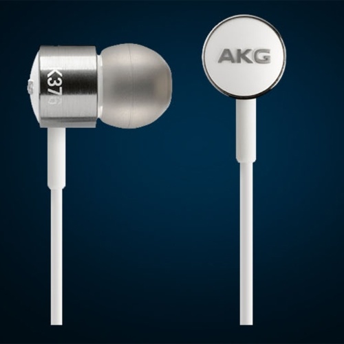 Auriculares intrauditivos de alto rendimiento AKG K376 con micrófono de un botón en línea y controles plateados