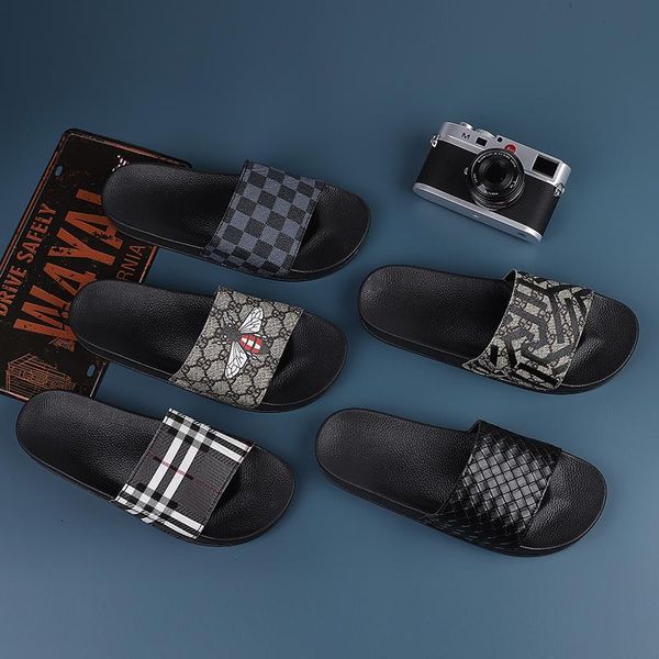 Luxury Checkered pattern Slippers Designer Mens Non-slip and comfortable Rubber Slides Sandals With Flower Outdoor Beach Casual Flip Flops