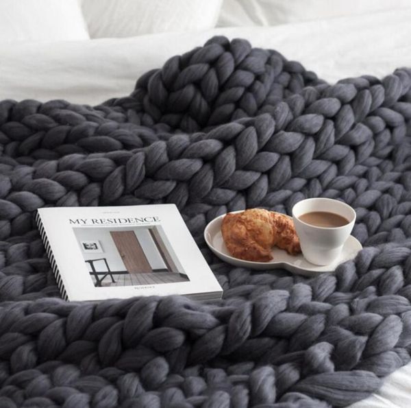 Knitting Throw Blankets Yarn Knitted Blanket Hand-knitted Warm Chunky Knit Soft Thick Bulky Sofa Throw1