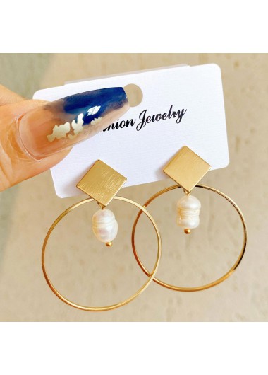 Metal Detail Gold Pearl Design Earrings