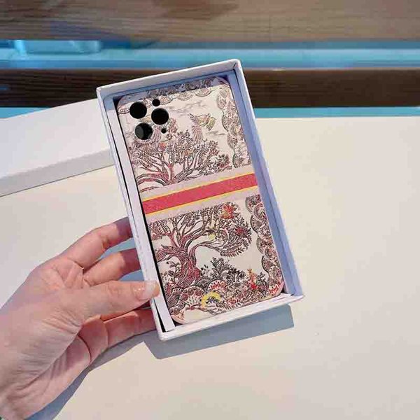 Fashion Embroidered Phone Case for IPhone 12/12pro/12promax 11/11Promax High Quality Luxurys Back Cover