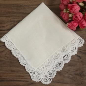 Home Textil 12PCS Fashion Wedding Bridal Handkerchiefs Ivory Cotton Hankie with white Embroidered Crochet Lace edges Vintage hanky 12"x12"